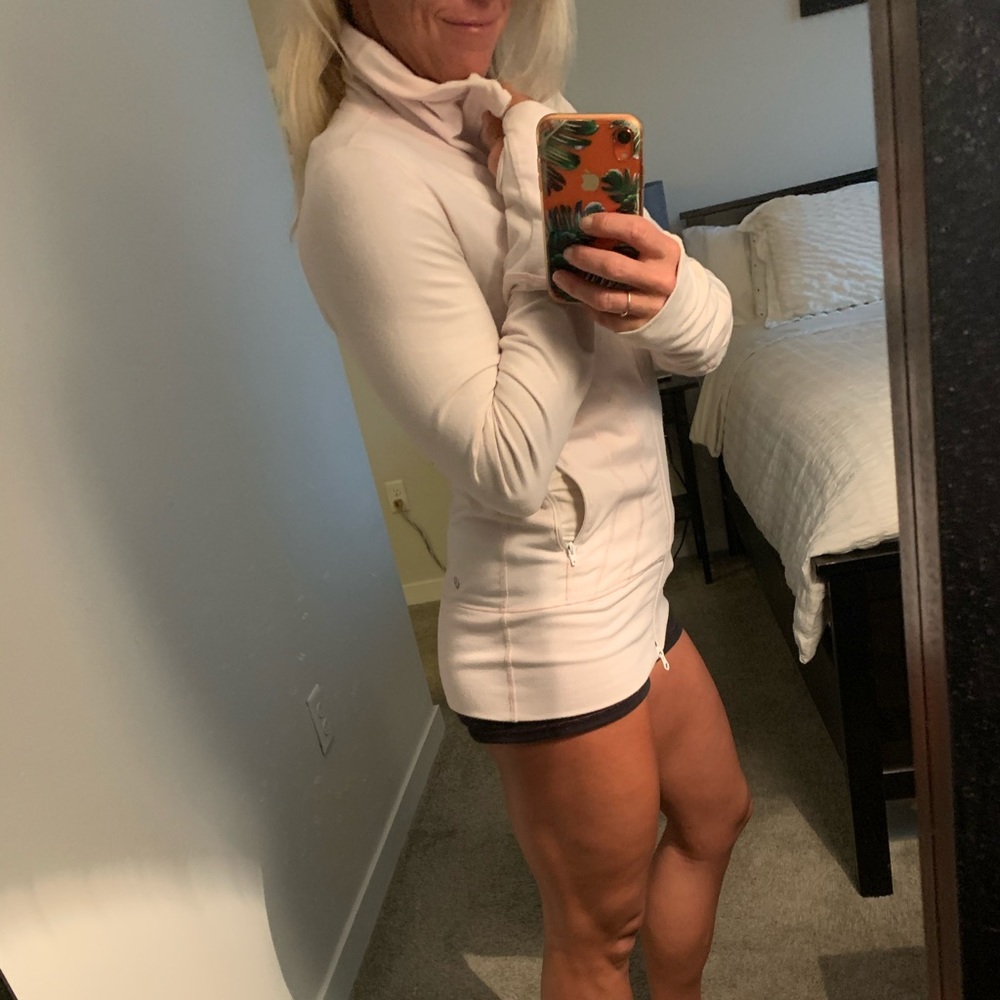 Pale pink daily yoga jacket